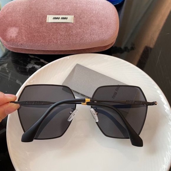 miu miu2021 new fashion sunglasses!